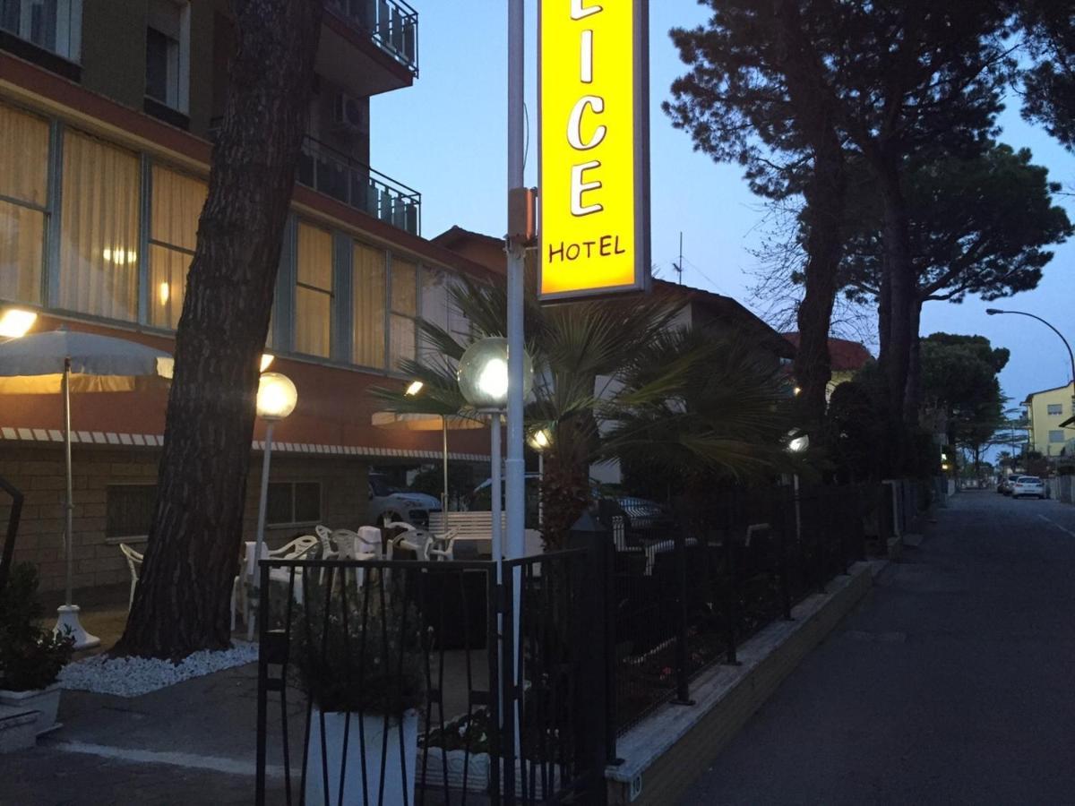 Alice Hotel チェルヴィア エクステリア 写真